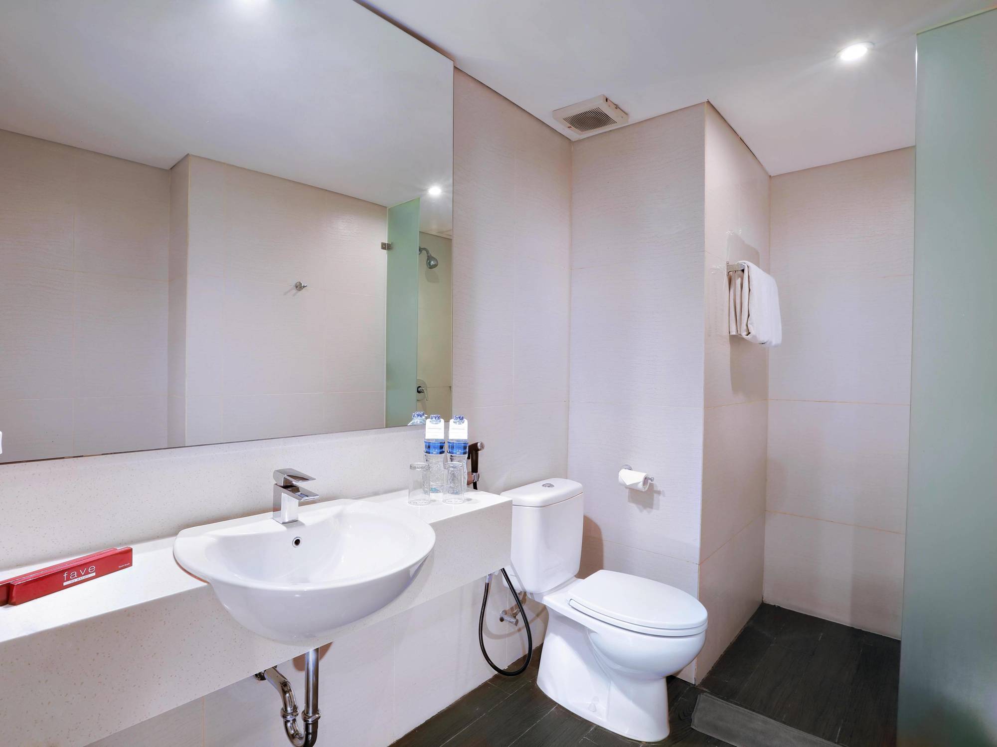 Favehotel Tanah Abang - Cideng Jakarta Buitenkant foto